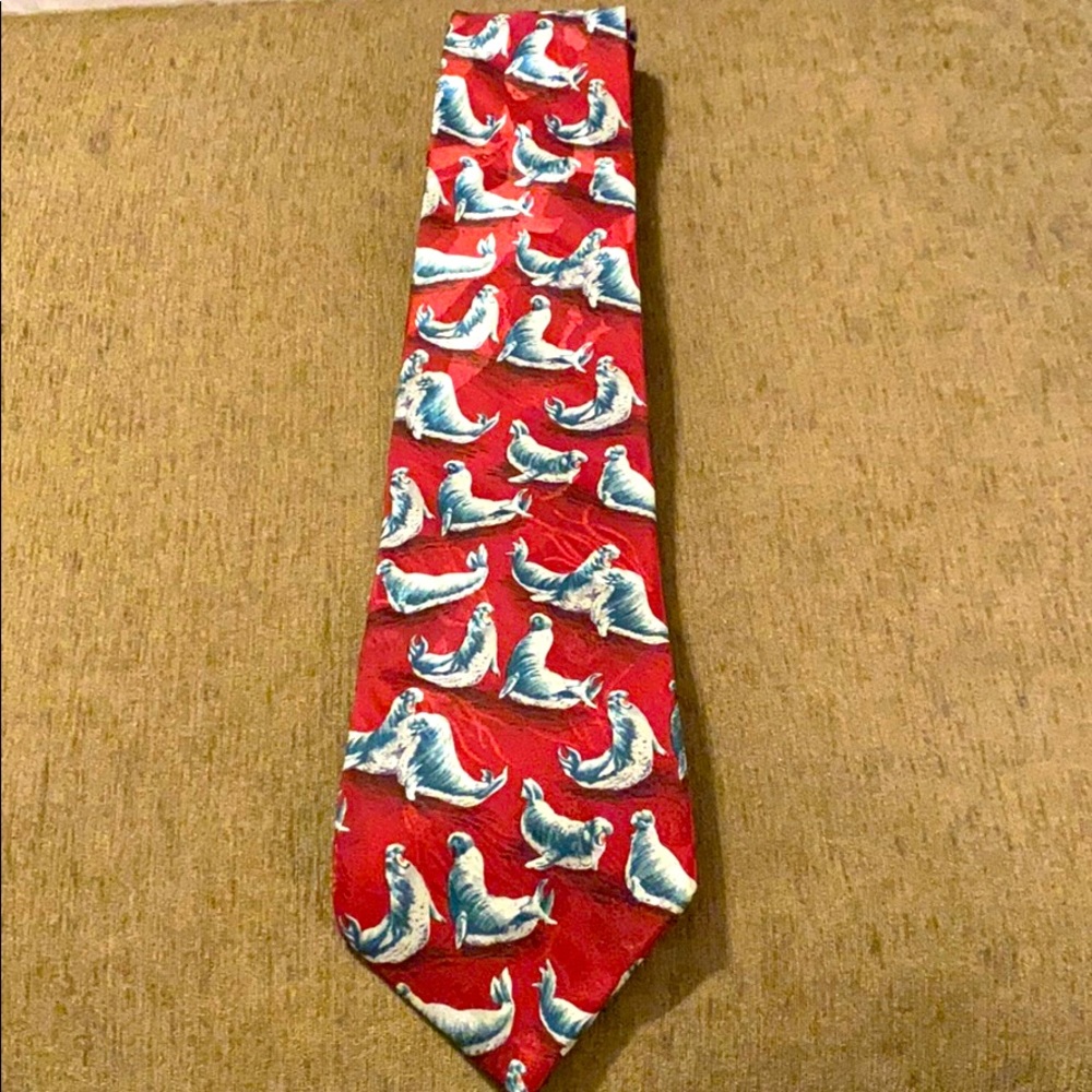 Endangered Species 100% Silk necktie